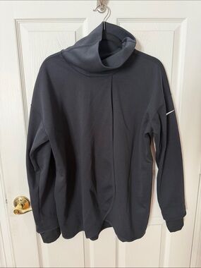 Nike women’s reversible Black Turtleneck Sweater open front medium